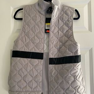Nike aeroplayer vest